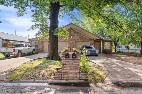 2432 N And 2434 N 27th St, Fort Smith, AR 72904