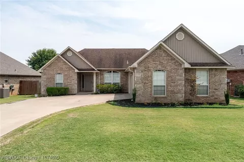 1911 Denali Way, Barling, AR 72923