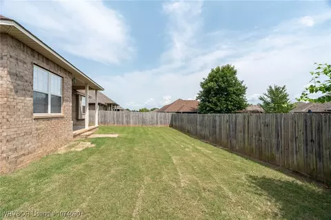 1911 Denali Way, Barling, AR 72923 photo 10