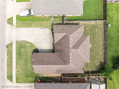 1911 Denali Way, Barling, AR 72923 photo 3