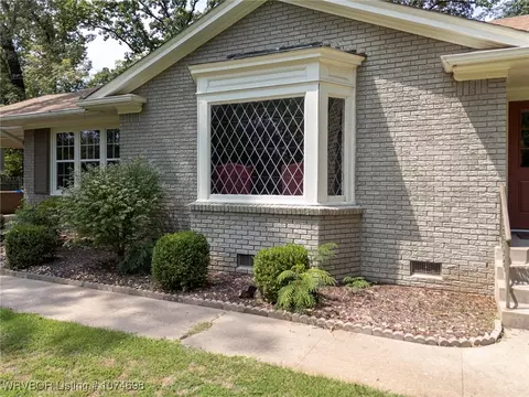 1311 55th Ter, Fort Smith, AR 72904 photo 8