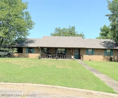 934 Florence, Mulberry, AR 72947