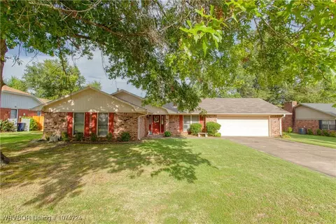 4201 S 88th St, Fort Smith, AR 72903
