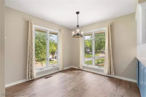 Dining - 9817 Wellington, Fort Smith, AR 72908 photo 1 of 1