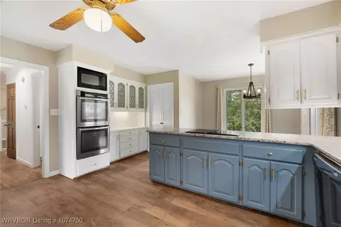 Kitchen - 9817 Wellington, Fort Smith, AR 72908 photo 1 of 4