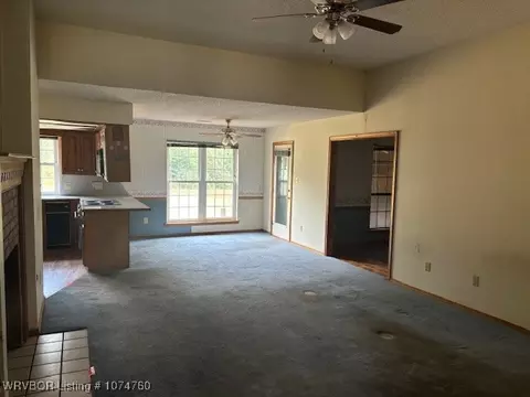 Living - 309 Applewood St, Central City, AR 72941 photo 1 of 3