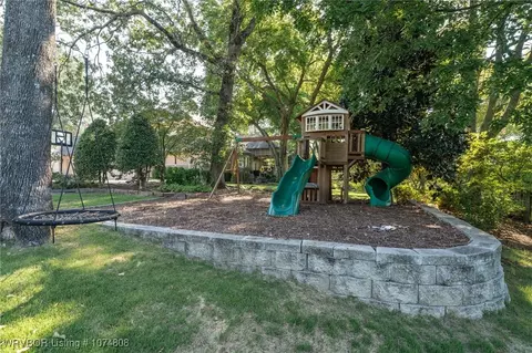 Exterior - 1512 Wheaton Trce, Fort Smith, AR 72908 photo 12 of 14