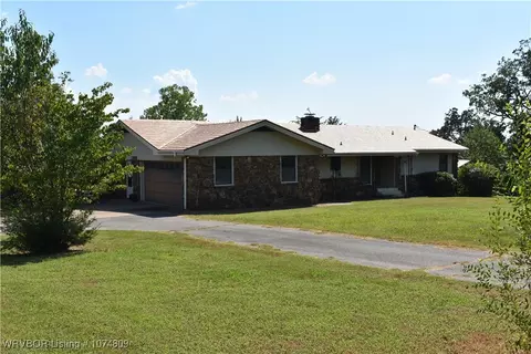 180 Oakridge Dr, Booneville, AR 72927