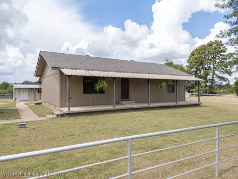 2627 Hendrix Rd, Greenwood, AR 72936