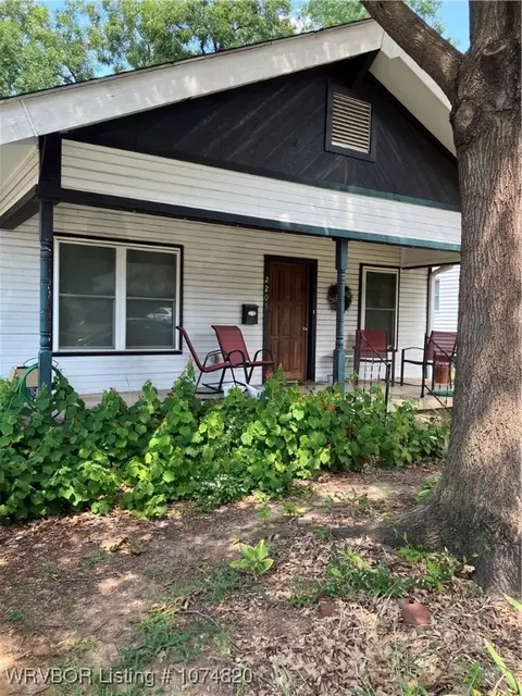 2205 S L St, Fort Smith, AR 72901 photo 2
