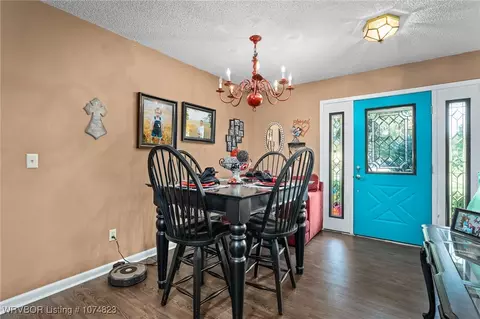 Entry Way - 402 W Main St, Paris, AR 72855 photo 1 of 1