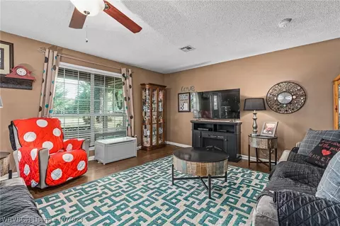 Living - 402 W Main St, Paris, AR 72855 photo 1 of 1
