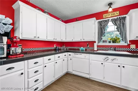 Kitchen - 402 W Main St, Paris, AR 72855 photo 2 of 3