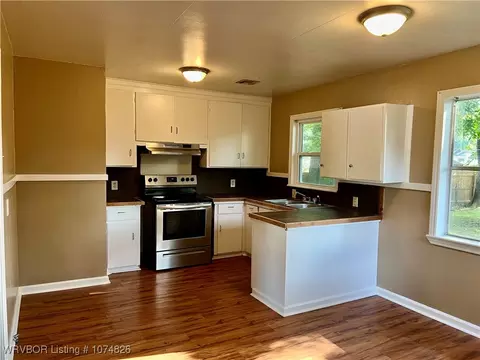 510 N 34th St, Fort Smith, AR 72903 photo 12