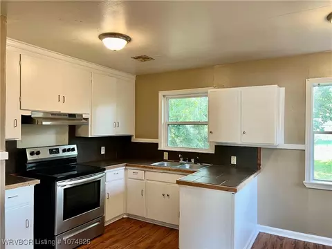 510 N 34th St, Fort Smith, AR 72903 photo 10