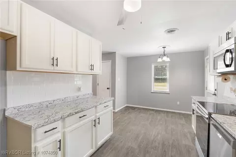 1002 P St, Barling, AR 72923 photo 10