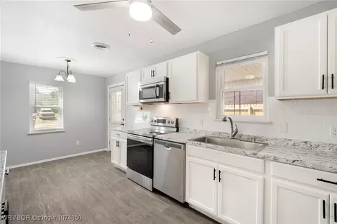 1002 P St, Barling, AR 72923 photo 13