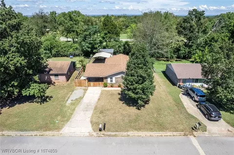 1002 P St, Barling, AR 72923 photo 34