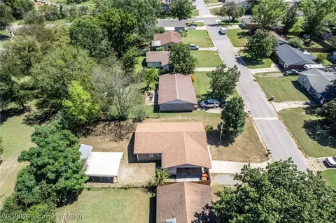 1002 P St, Barling, AR 72923 photo 37