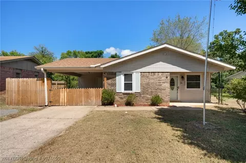 1002 P St, Barling, AR 72923 photo 2