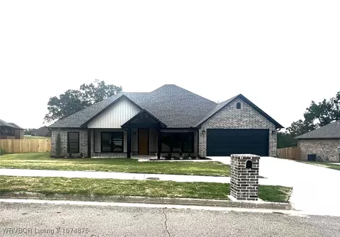 2314 Maggie Ln, Van Buren, AR 72956