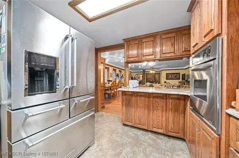 Kitchen - 3002 S 39th St, Fort Smith, AR 72903 photo 3 of 4
