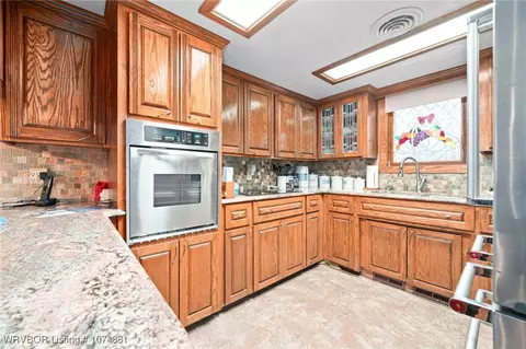 Kitchen - 3002 S 39th St, Fort Smith, AR 72903 photo 1 of 4