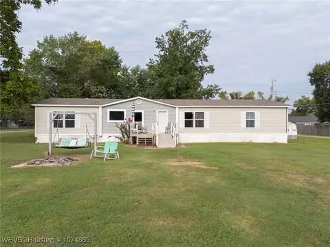 421 SE 6th St, Spiro, OK 74959
