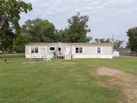 421 SE 6th St, Spiro, OK 74959 photo 2
