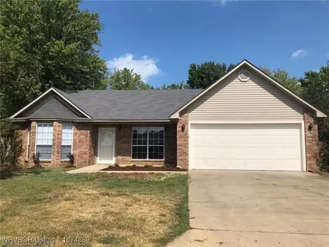 1008 L St, Barling, AR 72923