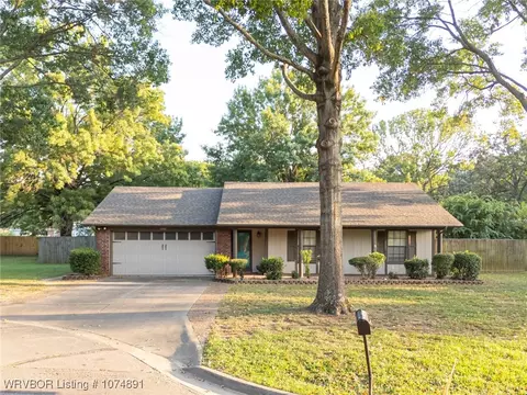 3302 Caitlin Ct, Fort Smith, AR 72908 photo 4