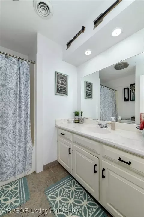 Bath - 3226 S 54th St, Fort Smith, AR 72903 photo 2 of 2
