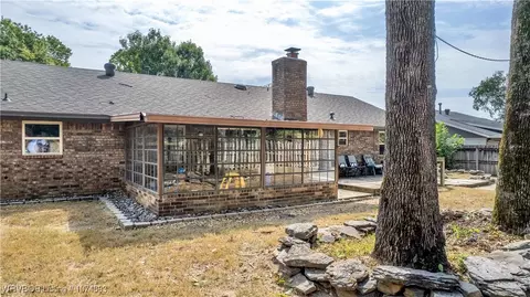 Exterior - 3226 S 54th St, Fort Smith, AR 72903 photo 8 of 9
