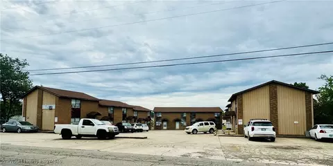 305 Pleasant Valley Rd, Poteau, OK 74953