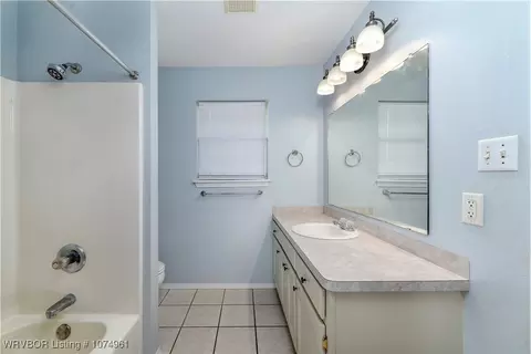 Bath - 108 Commanche Loop, Roland, OK 74954 photo 1 of 2
