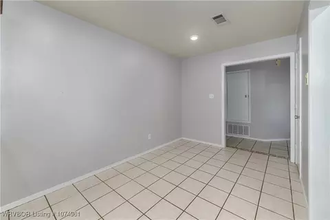 Entry Way - 108 Commanche Loop, Roland, OK 74954 photo 1 of 1