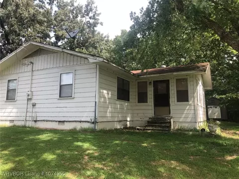 4505 Bloomer Rd, Charleston, AR 72933