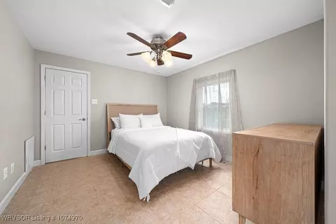 4426 E Highway 64, Alma, AR 72921 photo 10