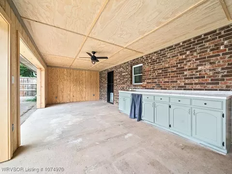 4426 E Highway 64, Alma, AR 72921 photo 14