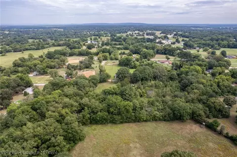 141 Oak Ter, Alma, AR 72921