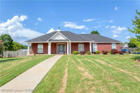 1200 Ruby Cir, Van Buren, AR 72956 photo 1
