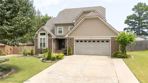 2409 87th Dr, Fort Smith, AR 72903