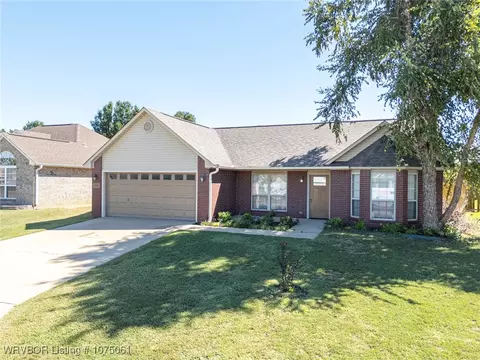 Exterior - 604 Dugan Mill Cir, Fort Smith, AR 72908 photo 4 of 5
