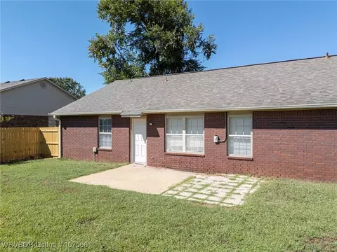 Exterior - 604 Dugan Mill Cir, Fort Smith, AR 72908 photo 3 of 5