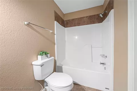 Bath - 604 Dugan Mill Cir, Fort Smith, AR 72908 photo 1 of 2