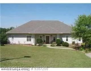 1401 Azure Hills Dr, Van Buren, AR 72956