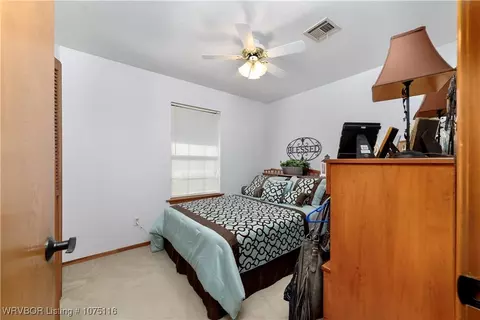 Bedroom - 474846 E 1007 Rd, Muldrow, OK 74948 photo 3 of 3