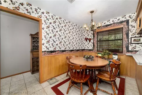 Dining - 474846 E 1007 Rd, Muldrow, OK 74948 photo 1 of 1