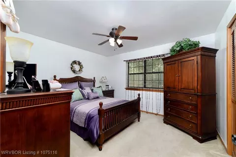 Bedroom - 474846 E 1007 Rd, Muldrow, OK 74948 photo 2 of 3