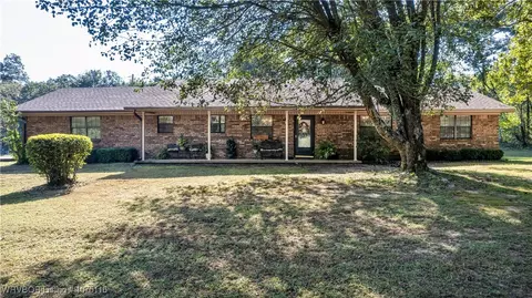 474846 E 1007 Rd, Muldrow, OK 74948